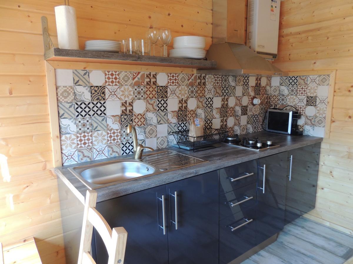 Camping L'Alguer Лес Планес д'Остолес Екстериор снимка